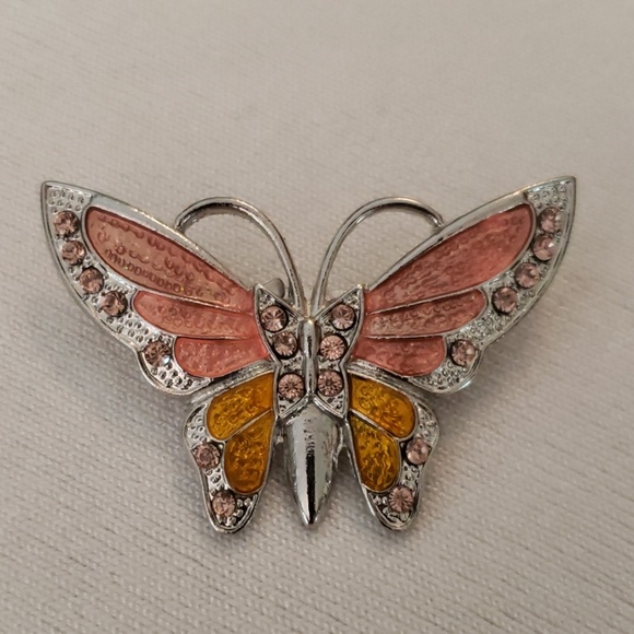 Pink Butterfly Brooch - Picture 2 of 2